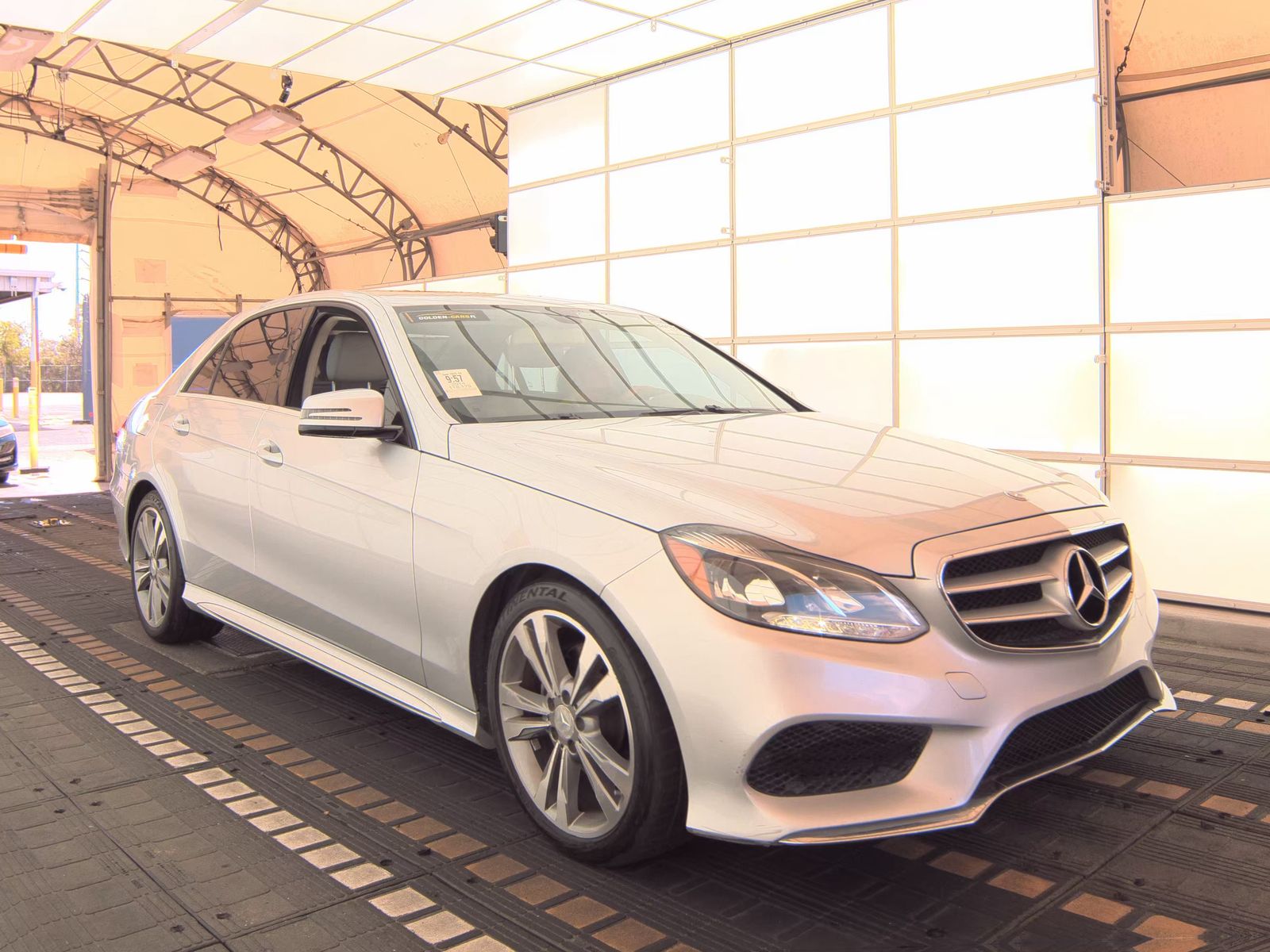 MERCEDES-BENZ E-CLASS - 4