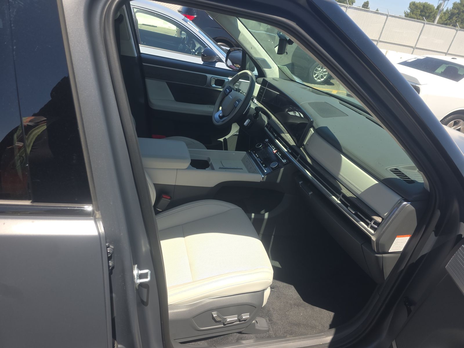 HYUNDAI CALLIGRAPH - 9