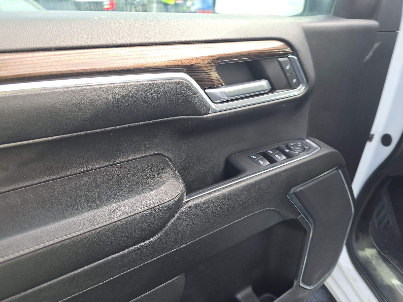 CHEVROLET LT TRL BOS - 10