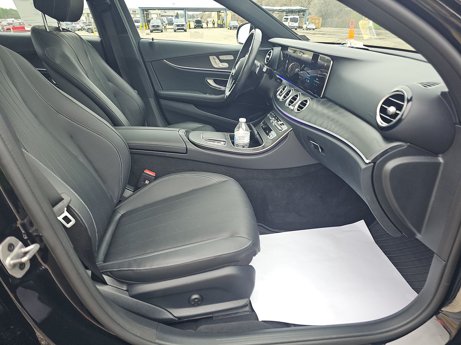 MERCEDES-BENZ E-CLASS - 9