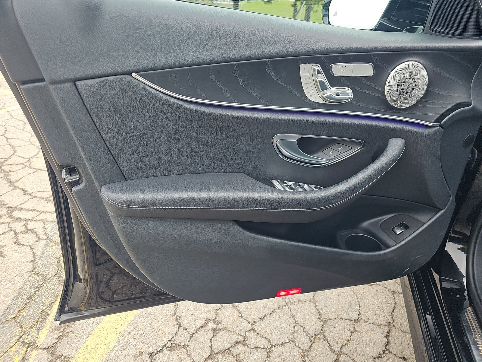 MERCEDES-BENZ E-CLASS - 10