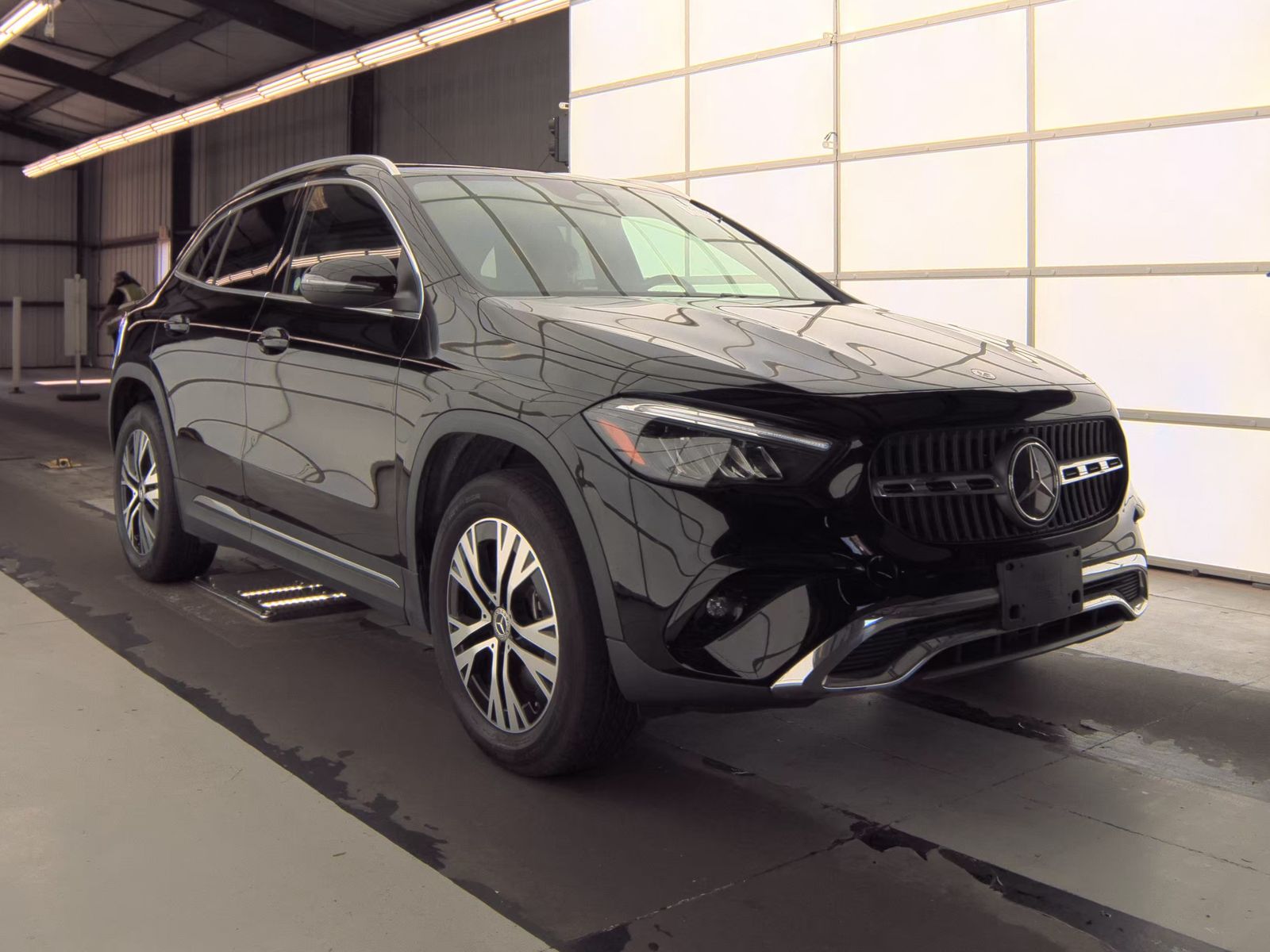 MERCEDES-BENZ GLA-CLASS - 4