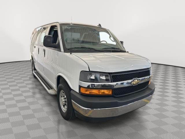 CHEVROLET RWD 2500 135" - 5