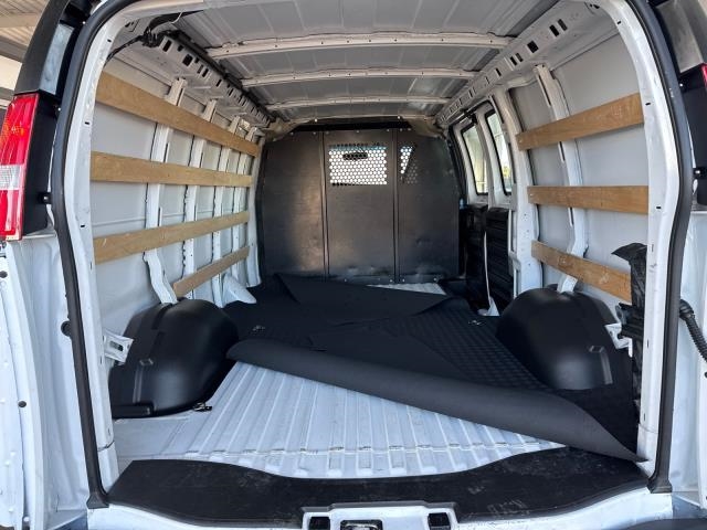 CHEVROLET RWD 2500 135" - 10