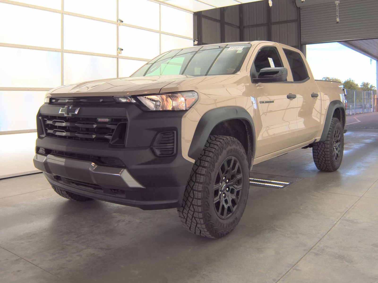 CHEVROLET SILVERADO - 1