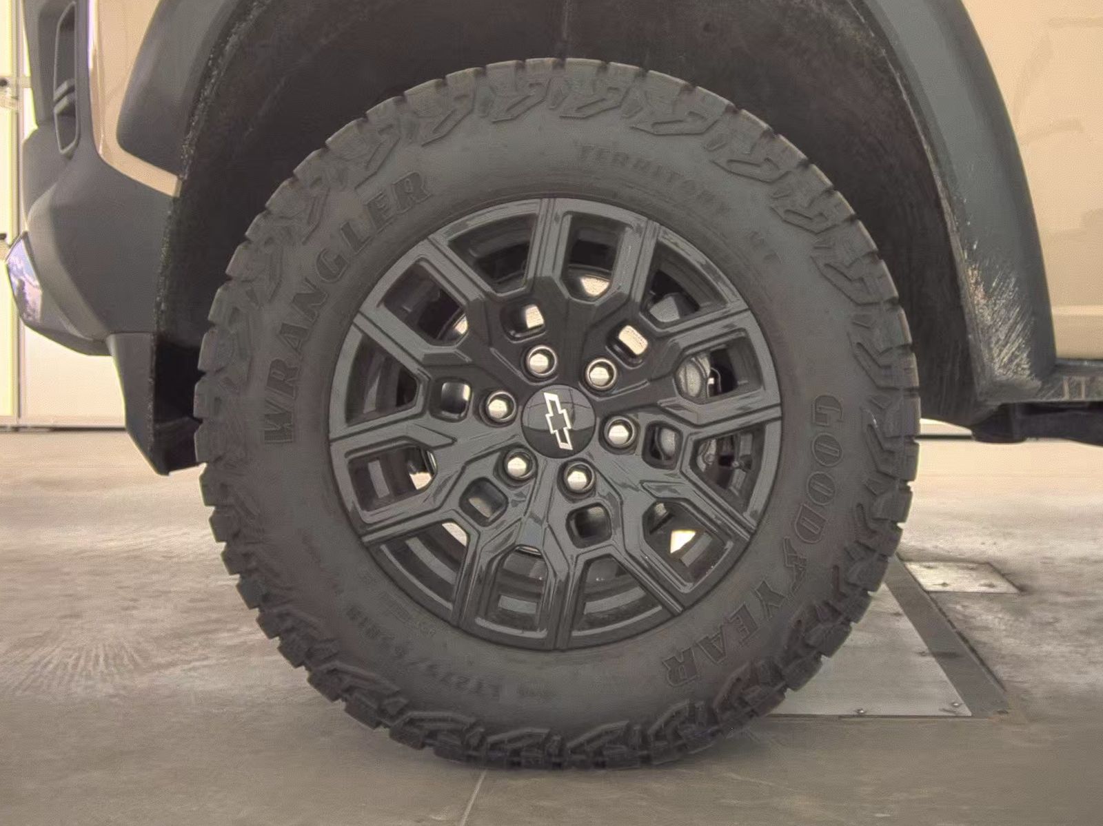 CHEVROLET SILVERADO - 10