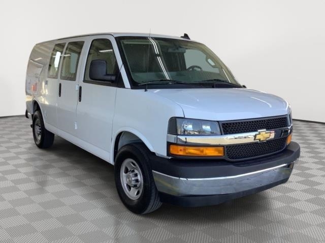 CHEVROLET RWD 2500 135" - 6