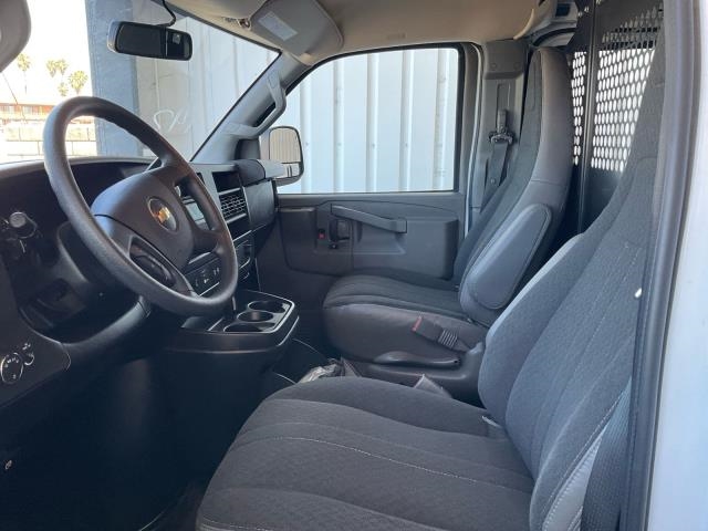 CHEVROLET RWD 2500 135" - 6