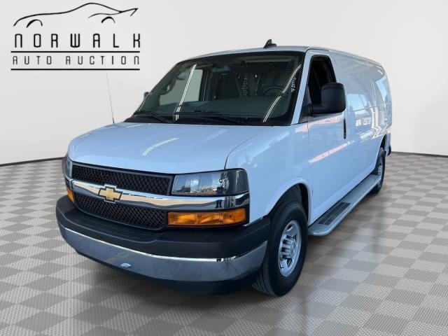 CHEVROLET RWD 2500 135" - 1