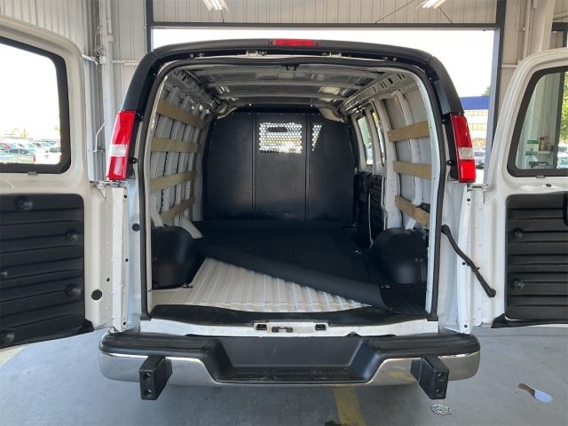 CHEVROLET RWD 2500 135" - 9