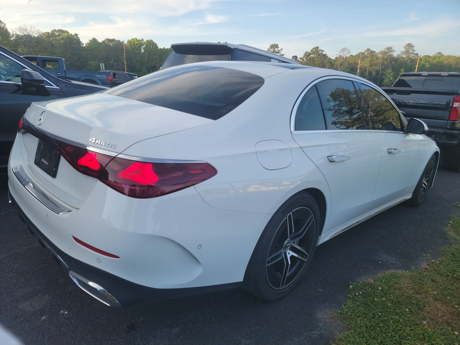 MERCEDES-BENZ E-CLASS - 5