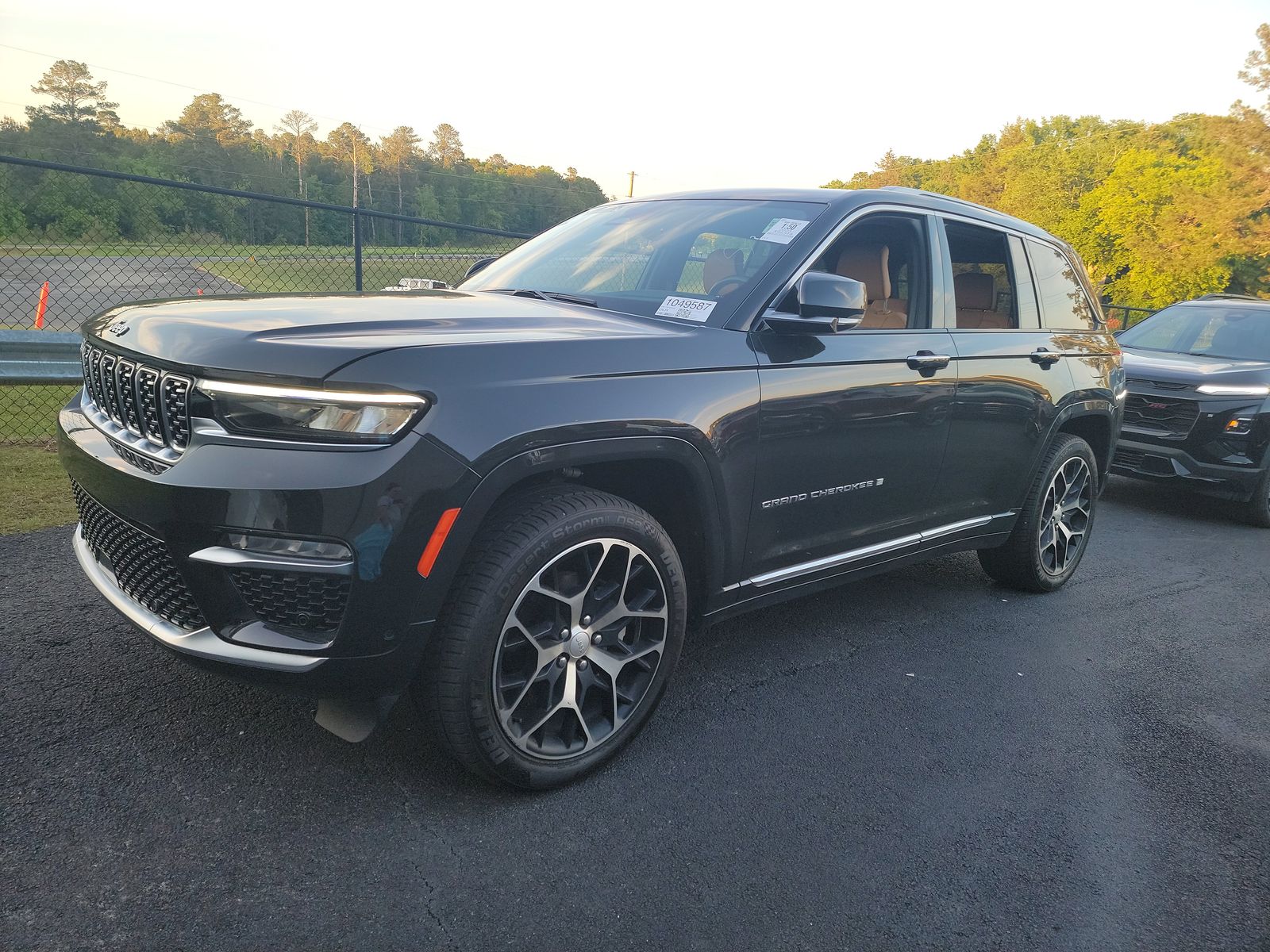 JEEP GRAND CHEROKEE - 1