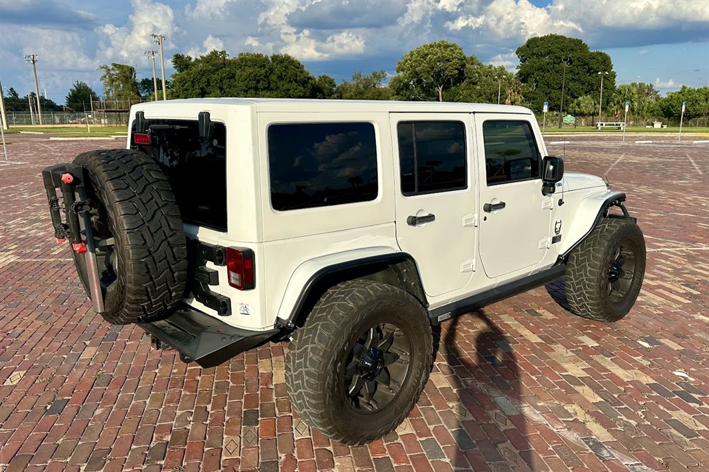 JEEP UNLIMITED SAHARA - 6