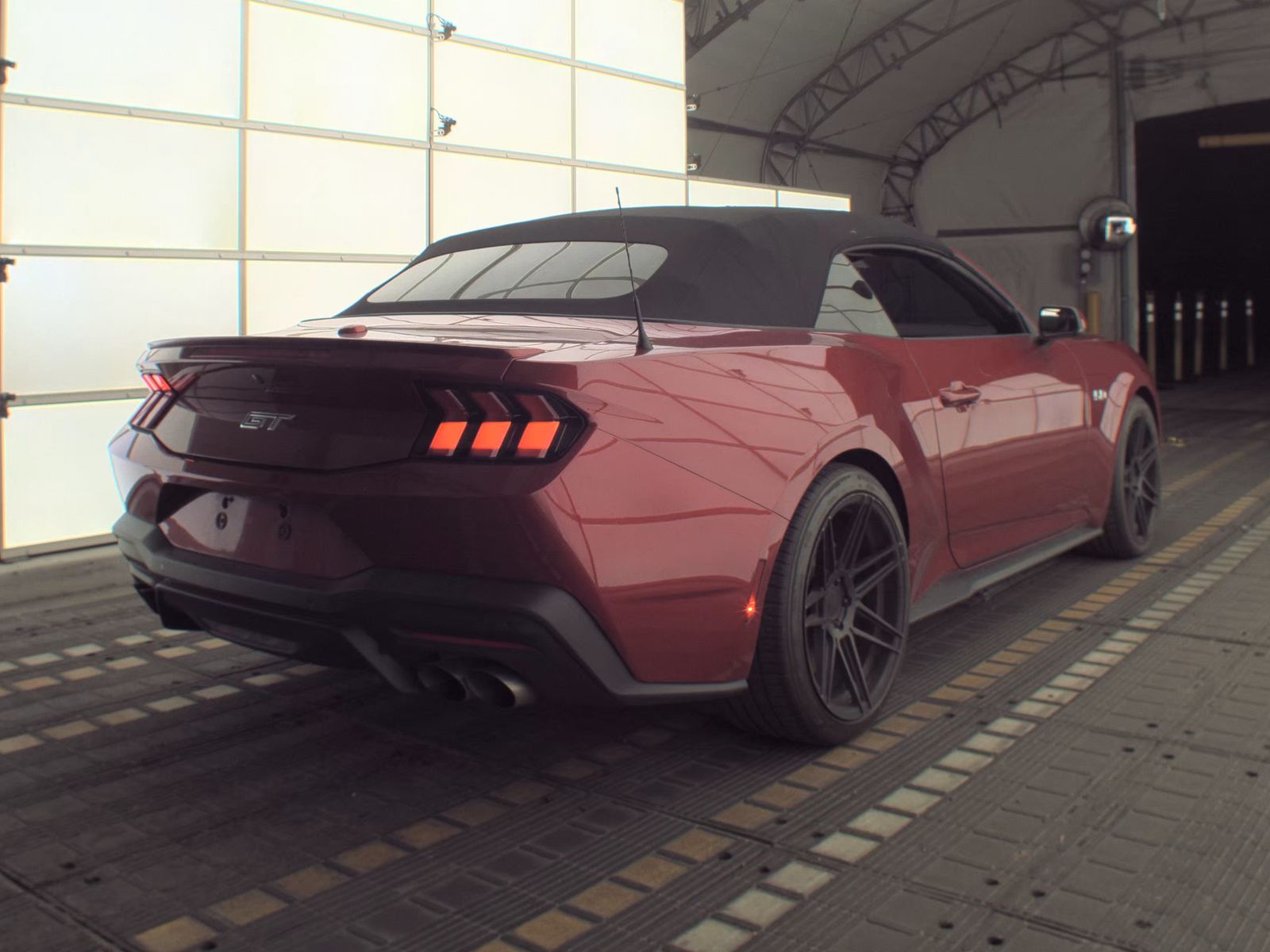 FORD MUSTANG - 6
