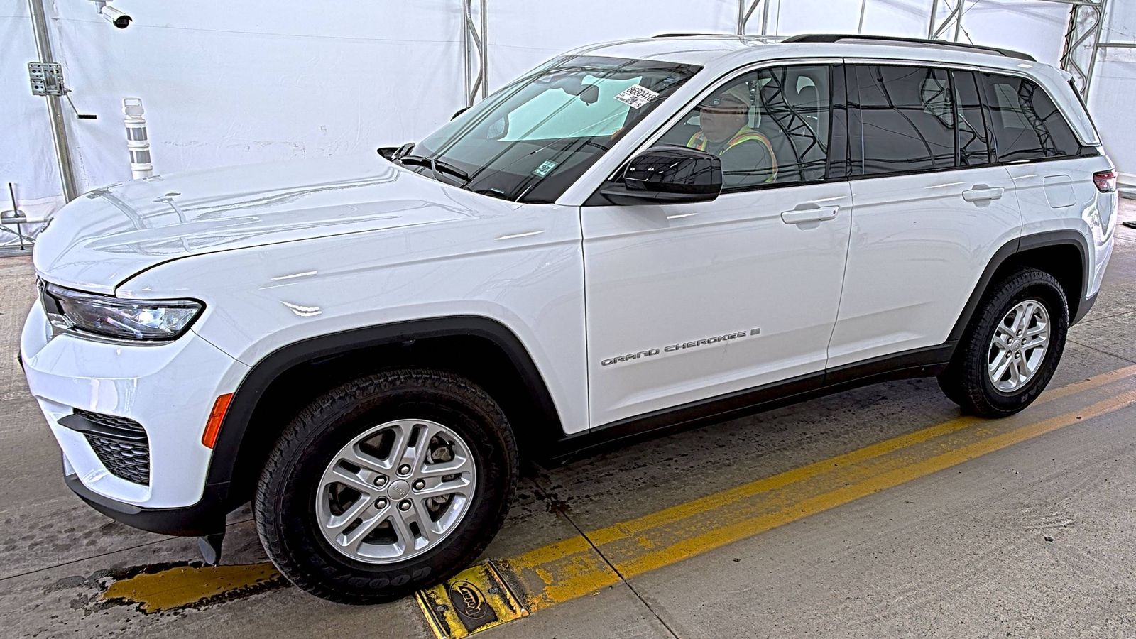 JEEP GRAND CHEROKEE - 1