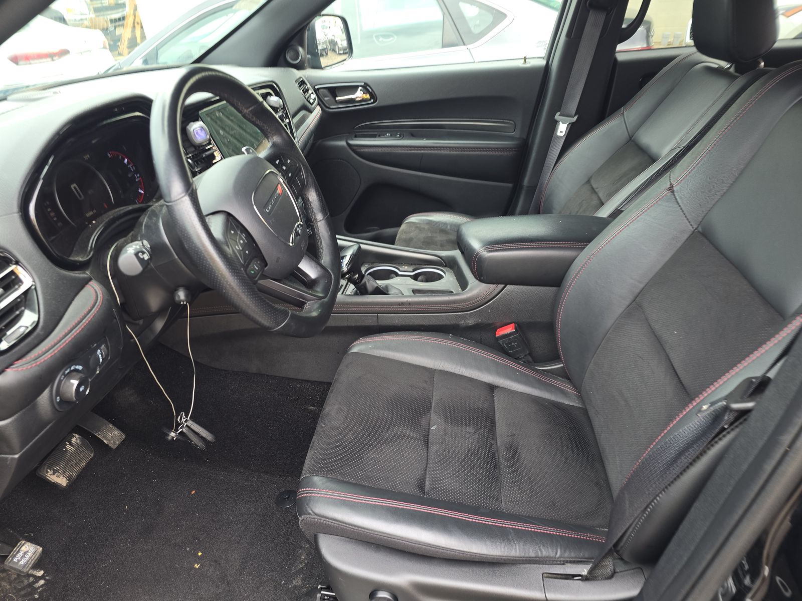 DODGE CHALLENGER - 8