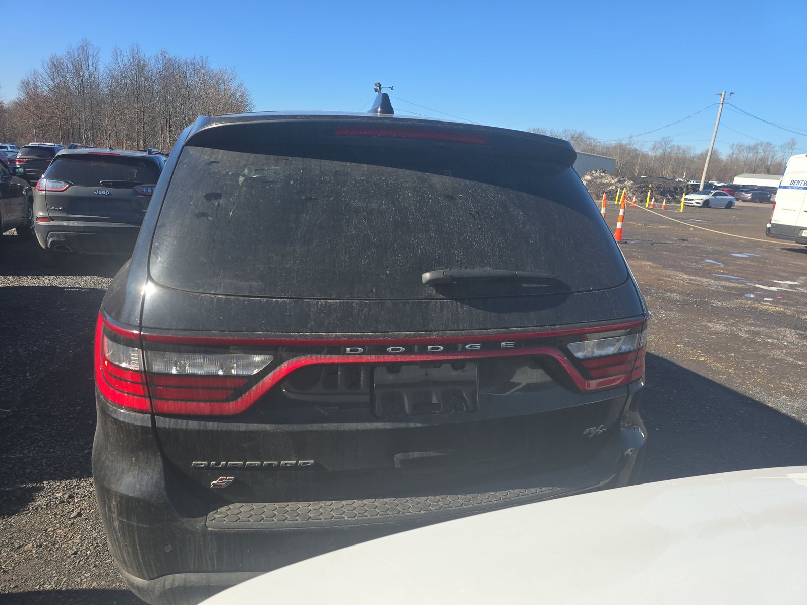 DODGE CHALLENGER - 6