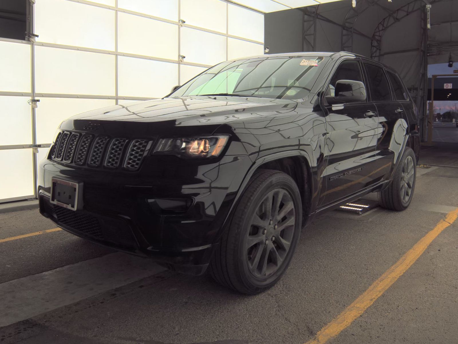 JEEP GRAND CHEROKEE - 1