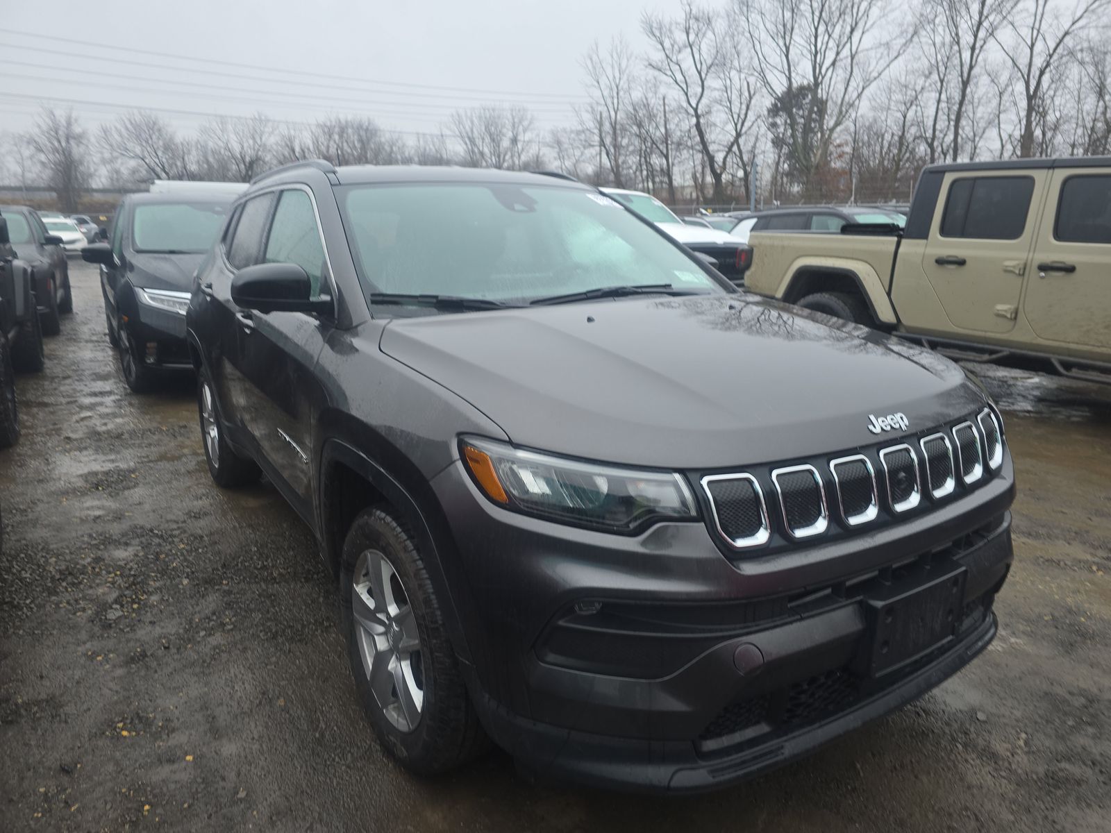 JEEP LATITUDE - 4