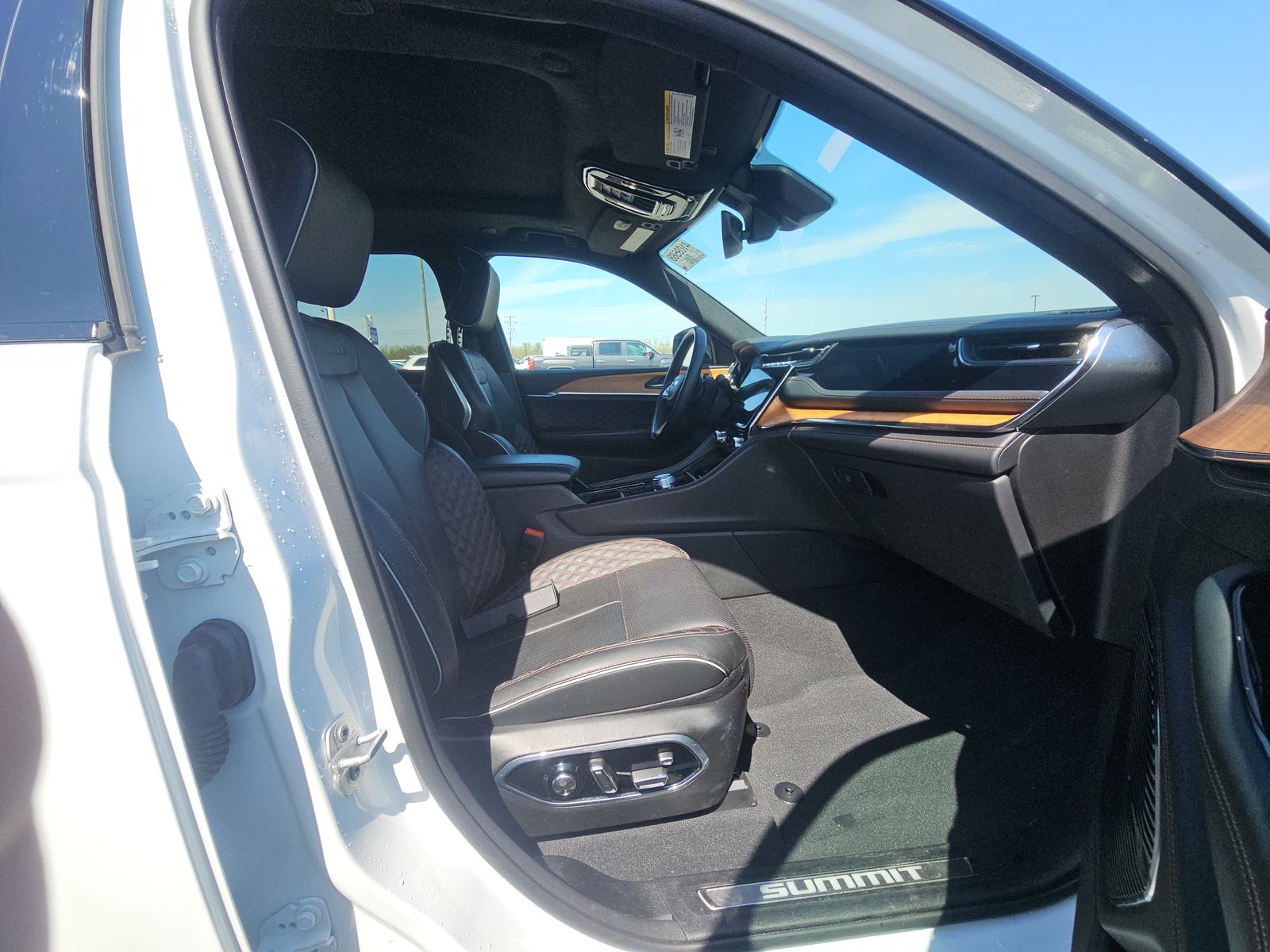 JEEP GRAND CHEROKEE - 9