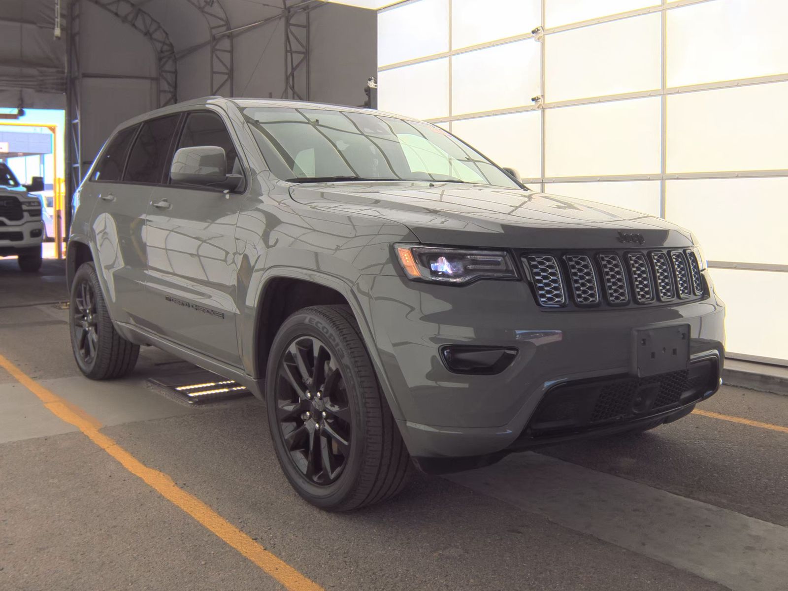 JEEP GRAND CHEROKEE - 4