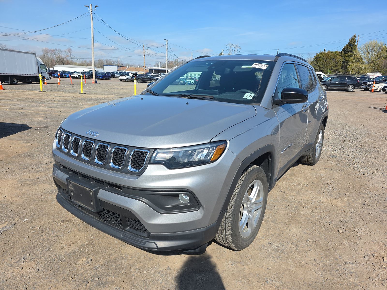 JEEP LATITUDE - 1