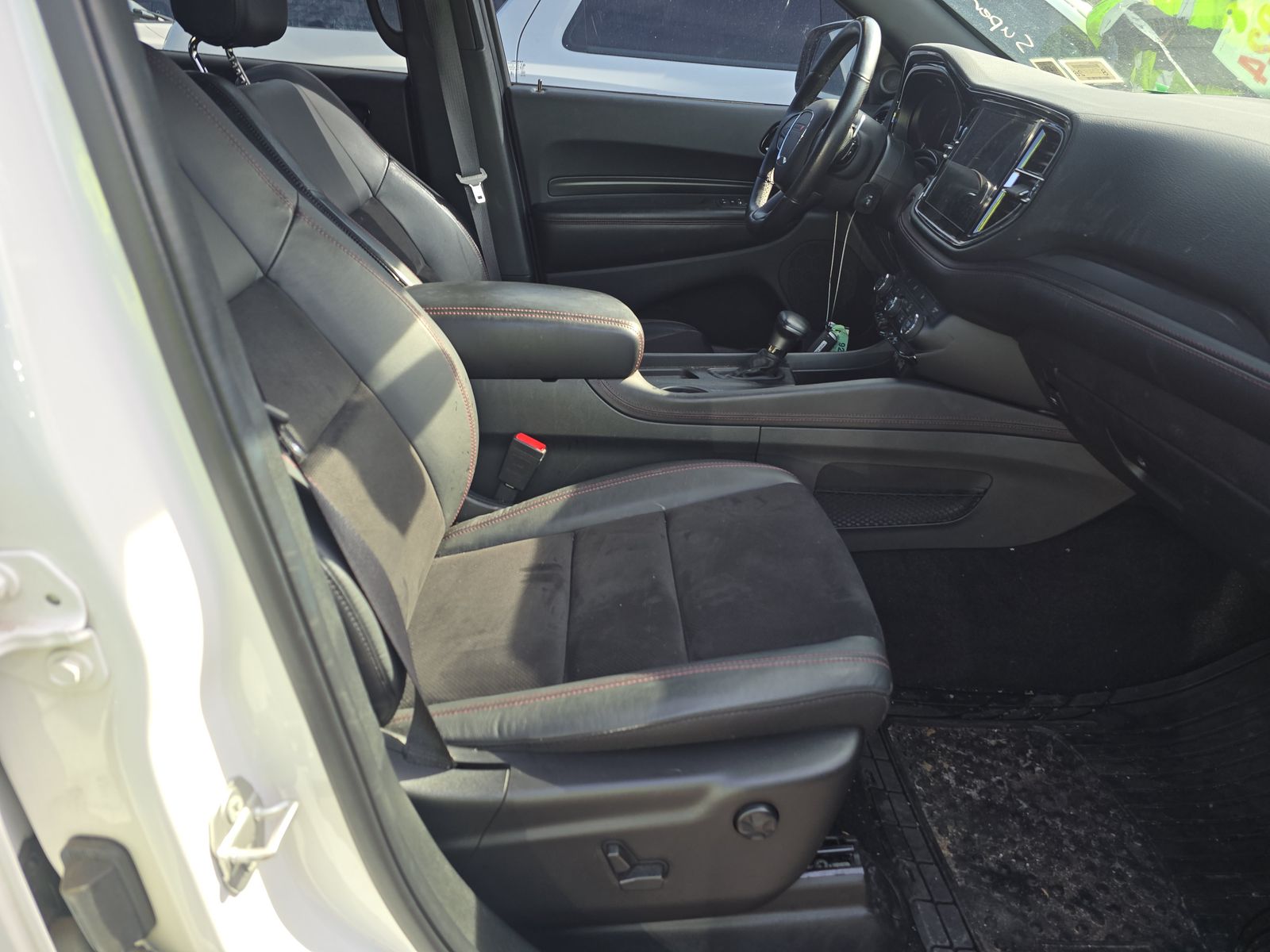 DODGE CHALLENGER - 9