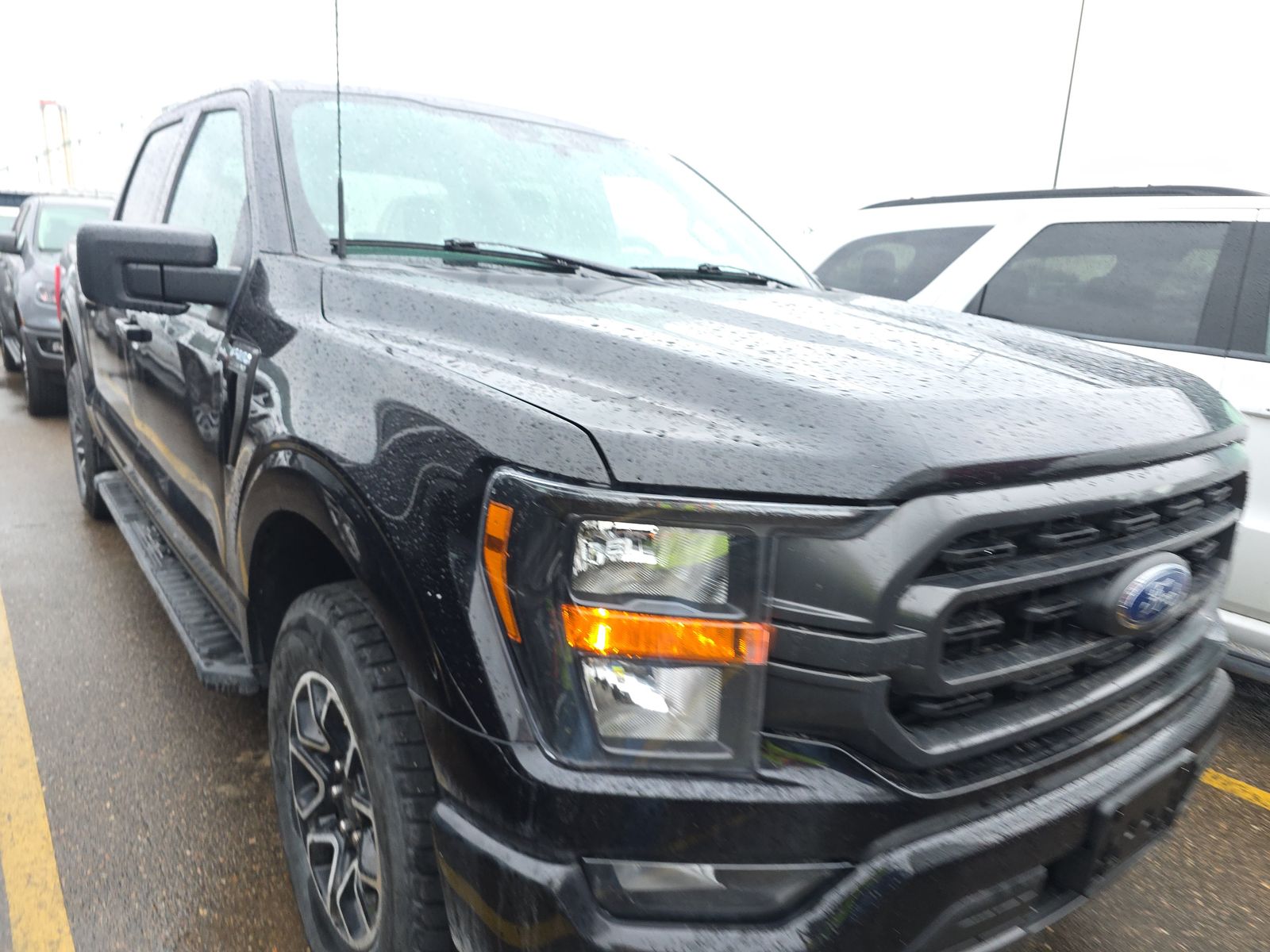 2023 Ford F-150 XLT AWD