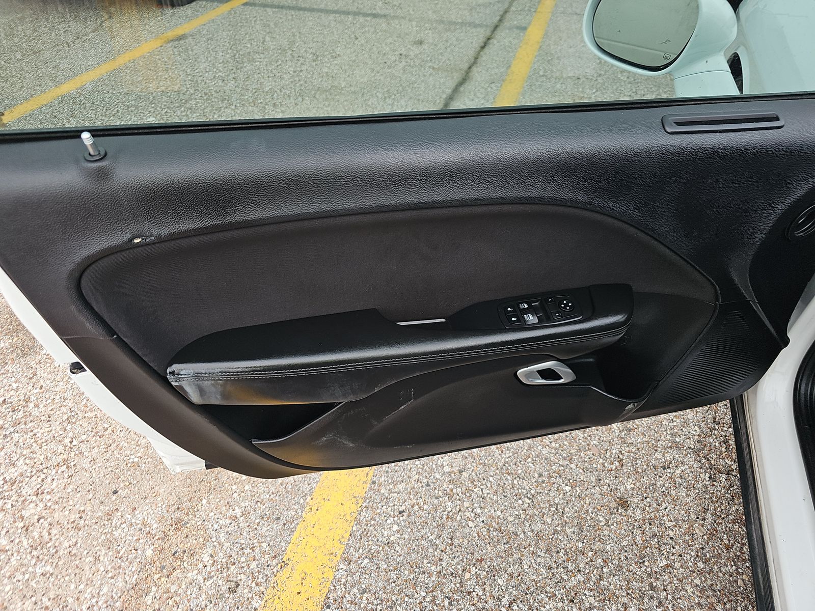 DODGE CHALLENGER - 10