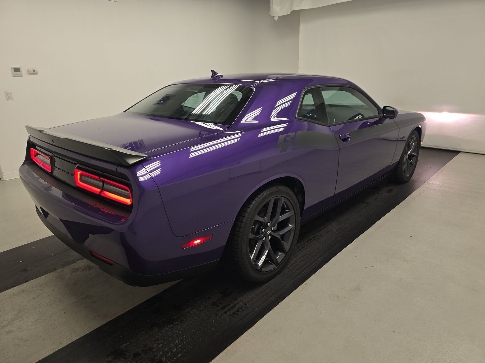 DODGE CHALLENGER - 5