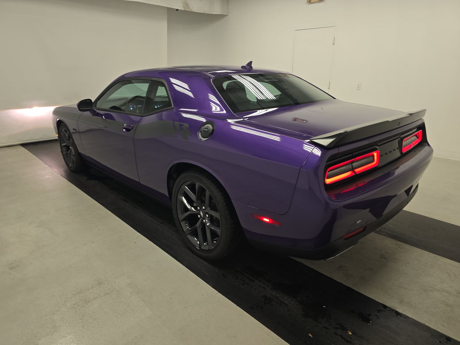 DODGE CHALLENGER - 7