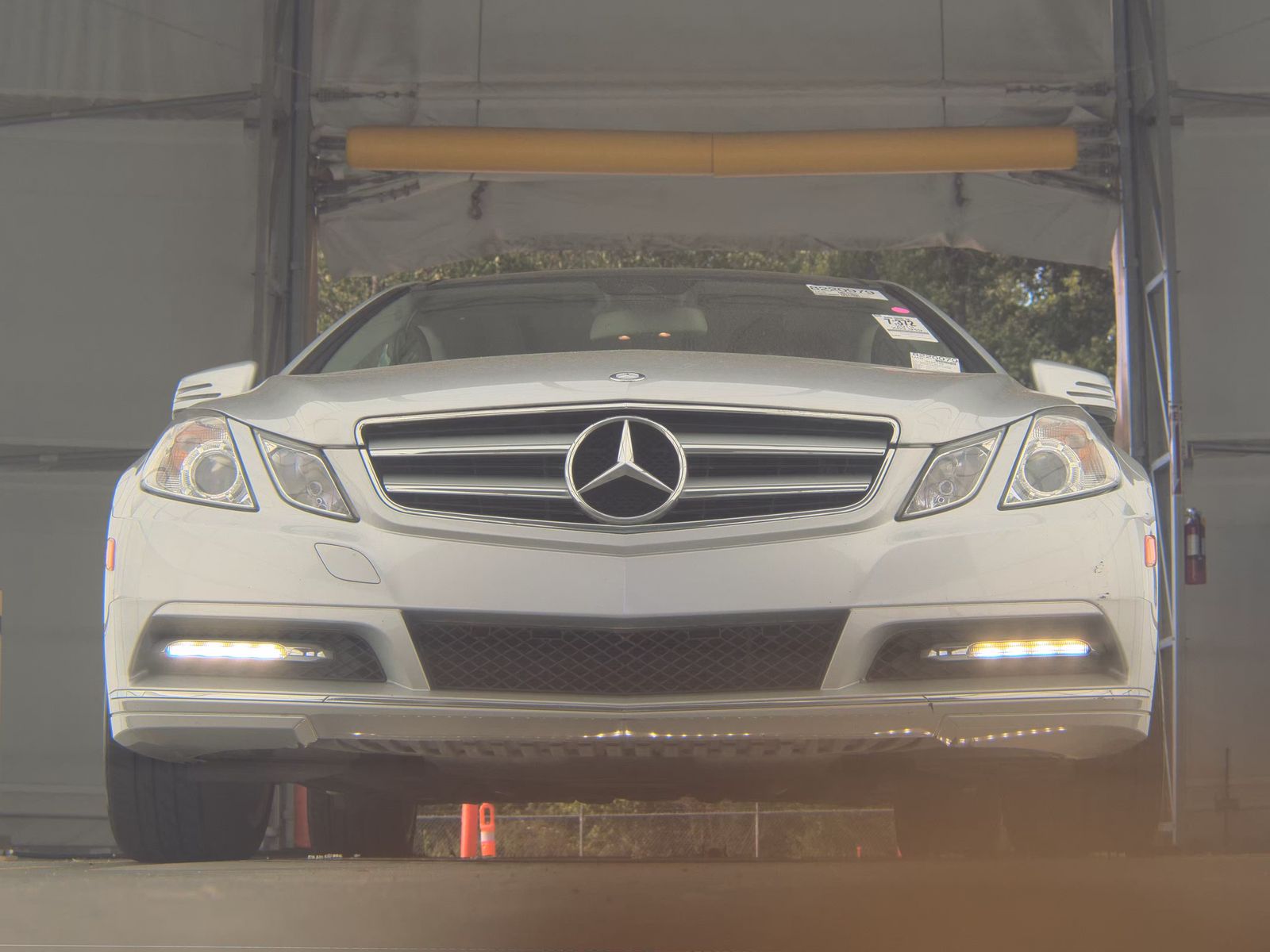 MERCEDES-BENZ E-CLASS - 4