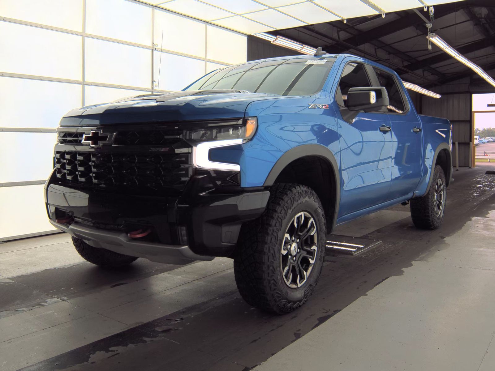 CHEVROLET SILVERADO - 1