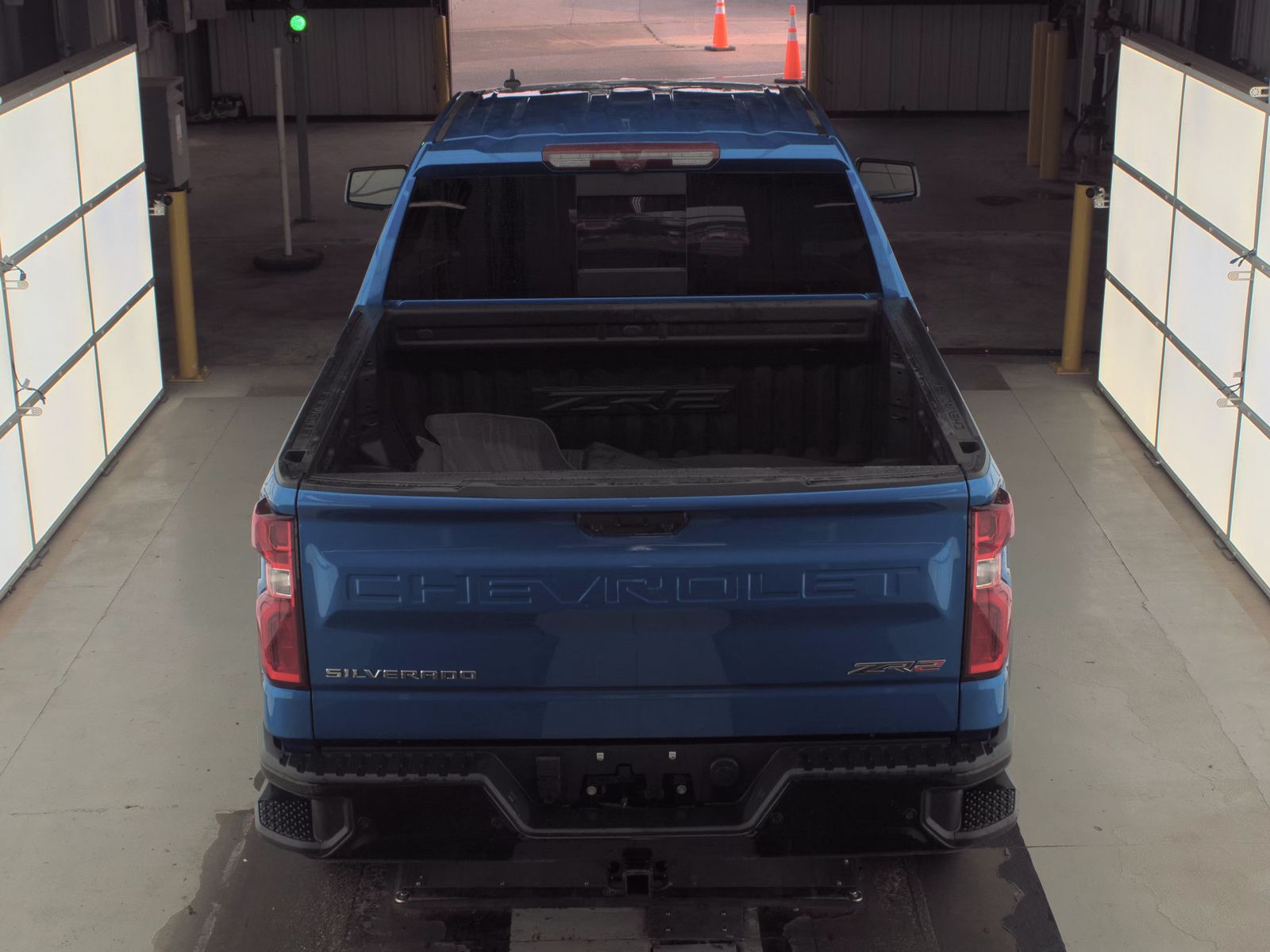 CHEVROLET SILVERADO - 7