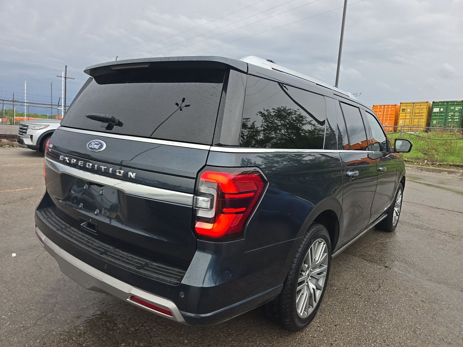 FORD EXPEDITION MAX - 5
