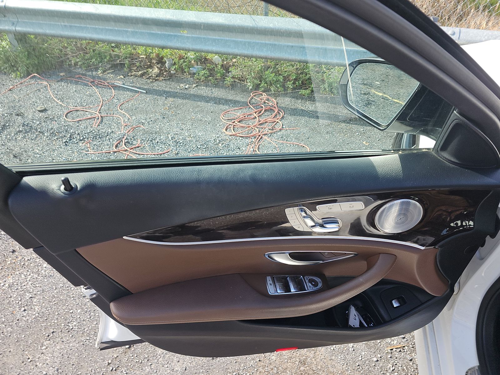 MERCEDES-BENZ E-CLASS - 10