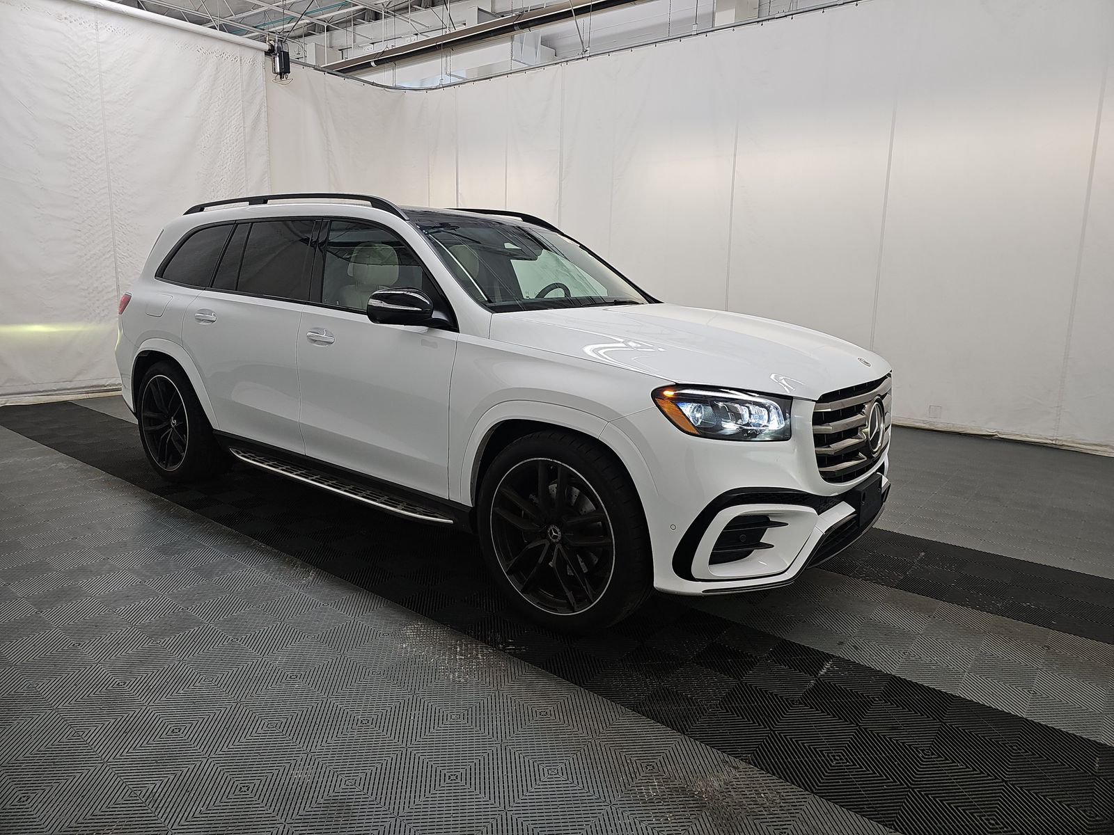 MERCEDES-BENZ GLS-CLASS - 4