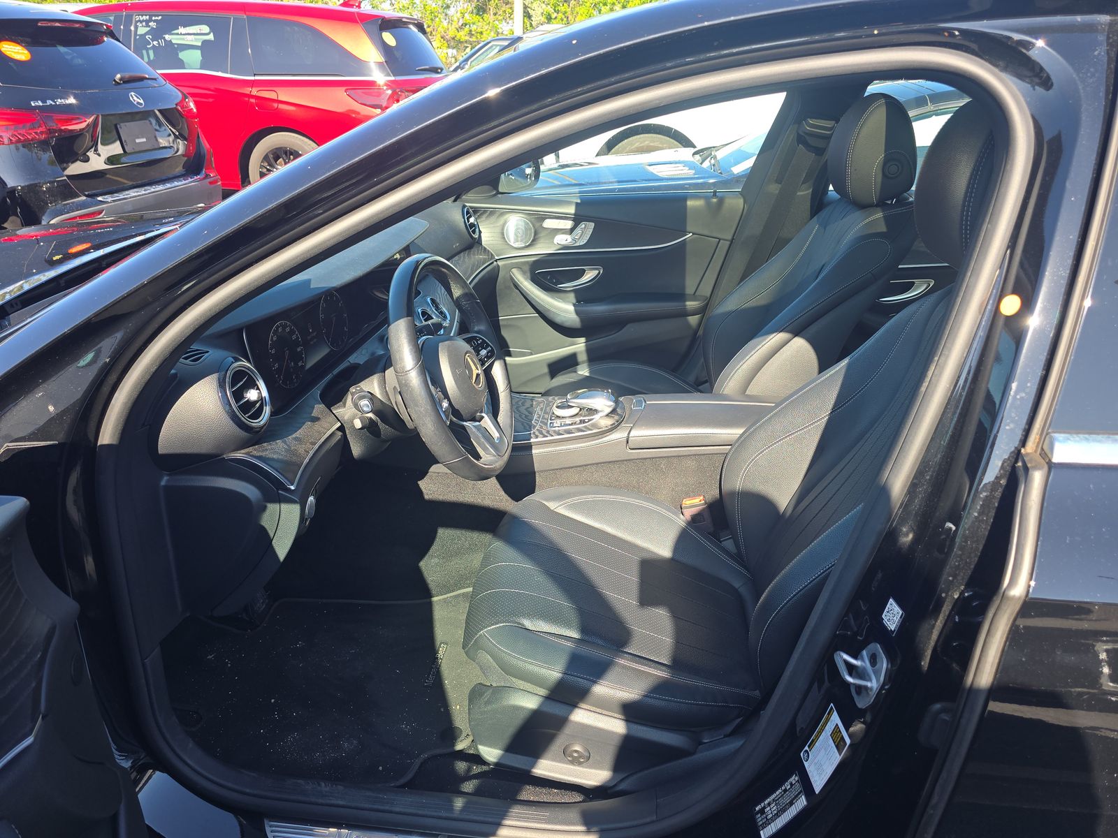 MERCEDES-BENZ E-CLASS - 8