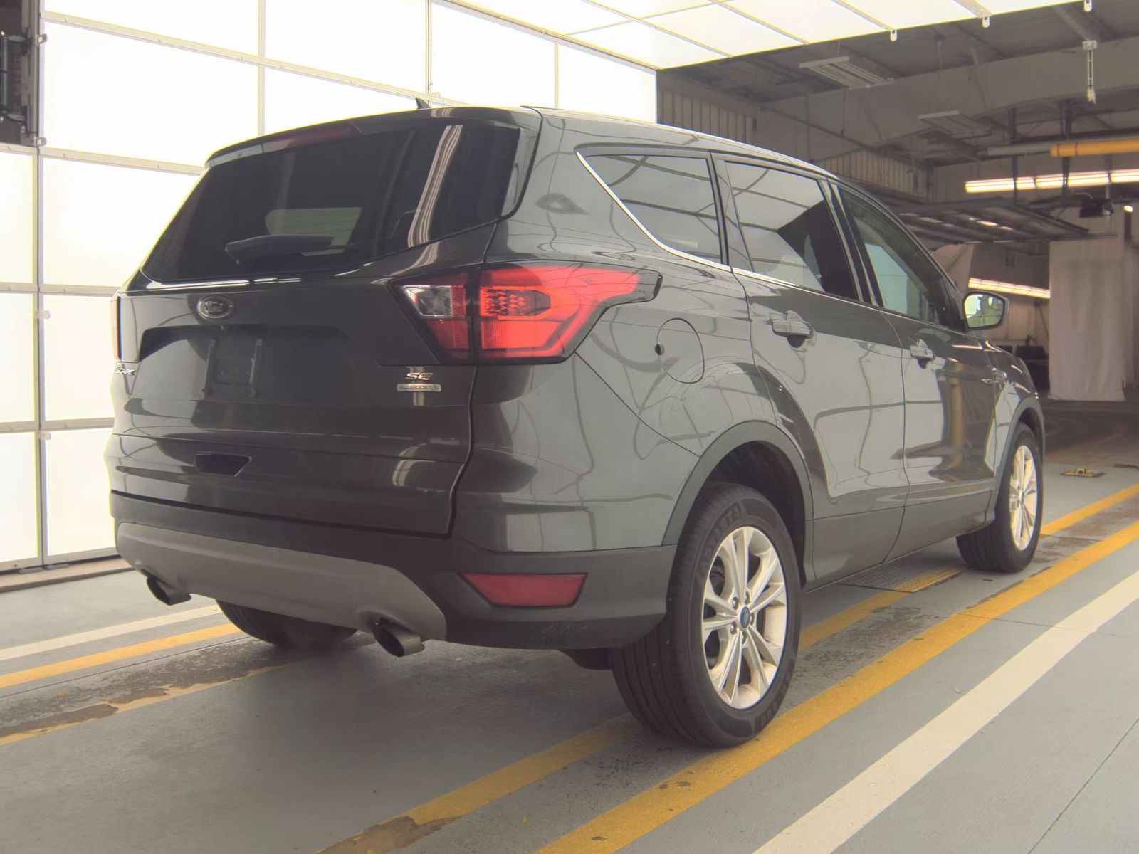 FORD ESCAPE - 6