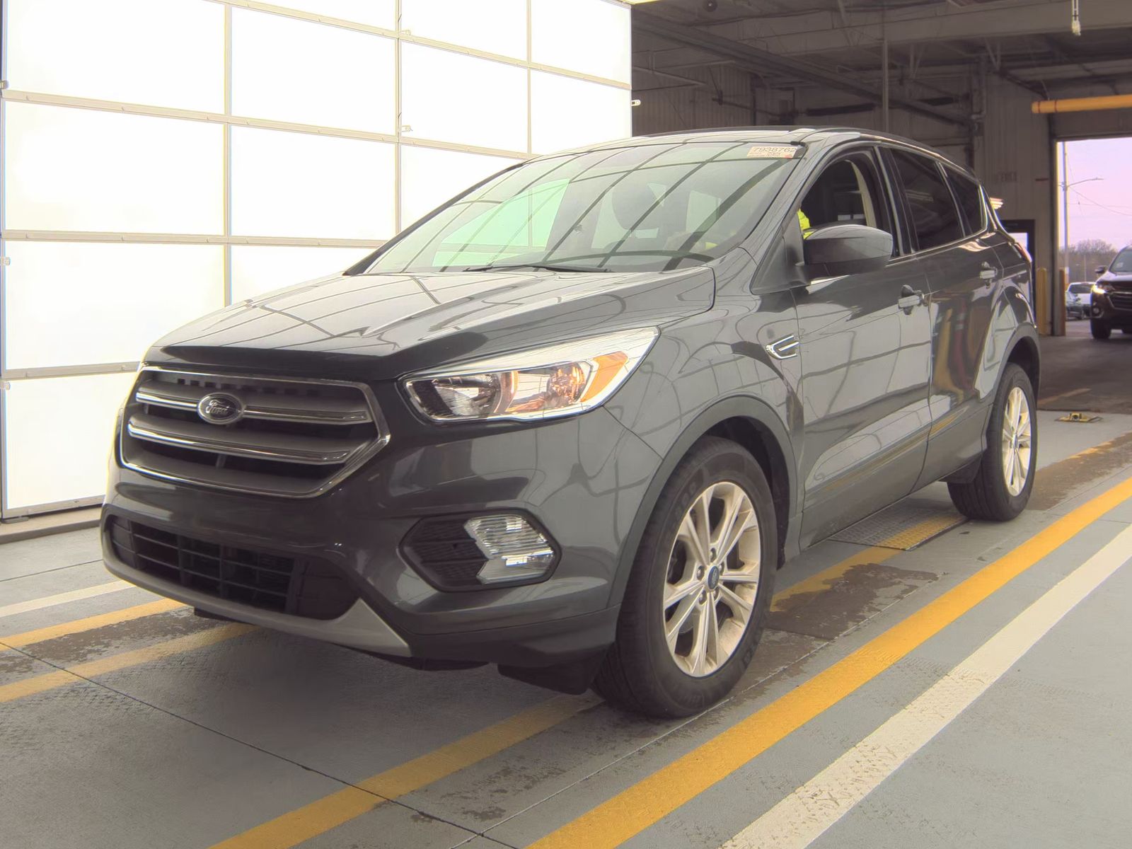 FORD ESCAPE - 1