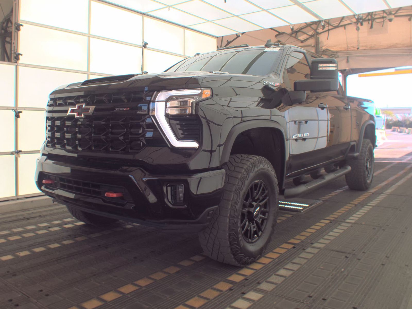 CHEVROLET SILVERADO - 1