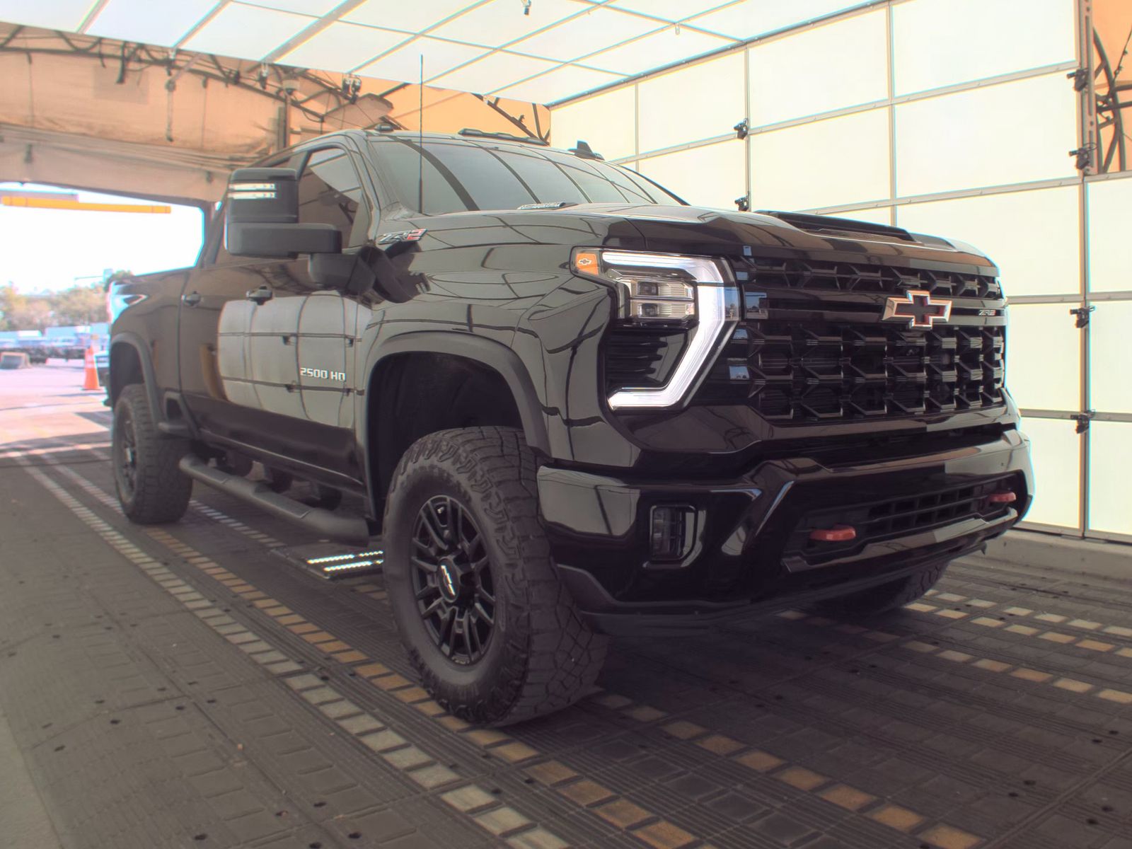 CHEVROLET SILVERADO - 4