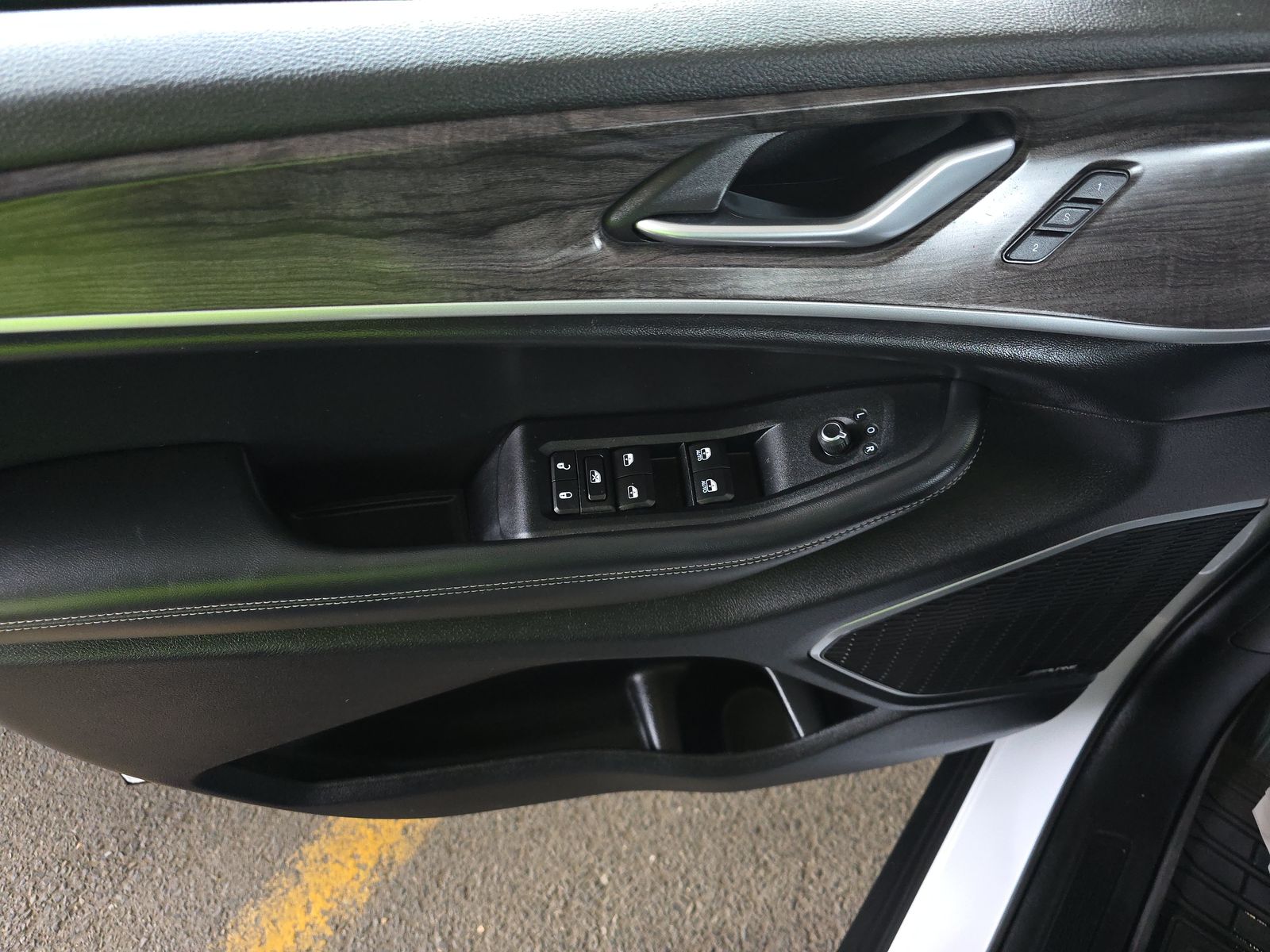 JEEP GRAND CHEROKEE - 10