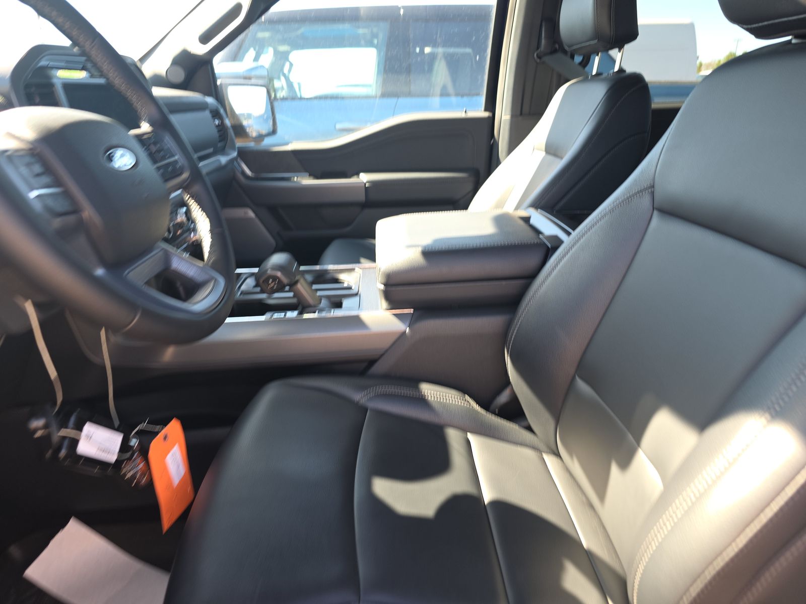 FORD F-150 - 8