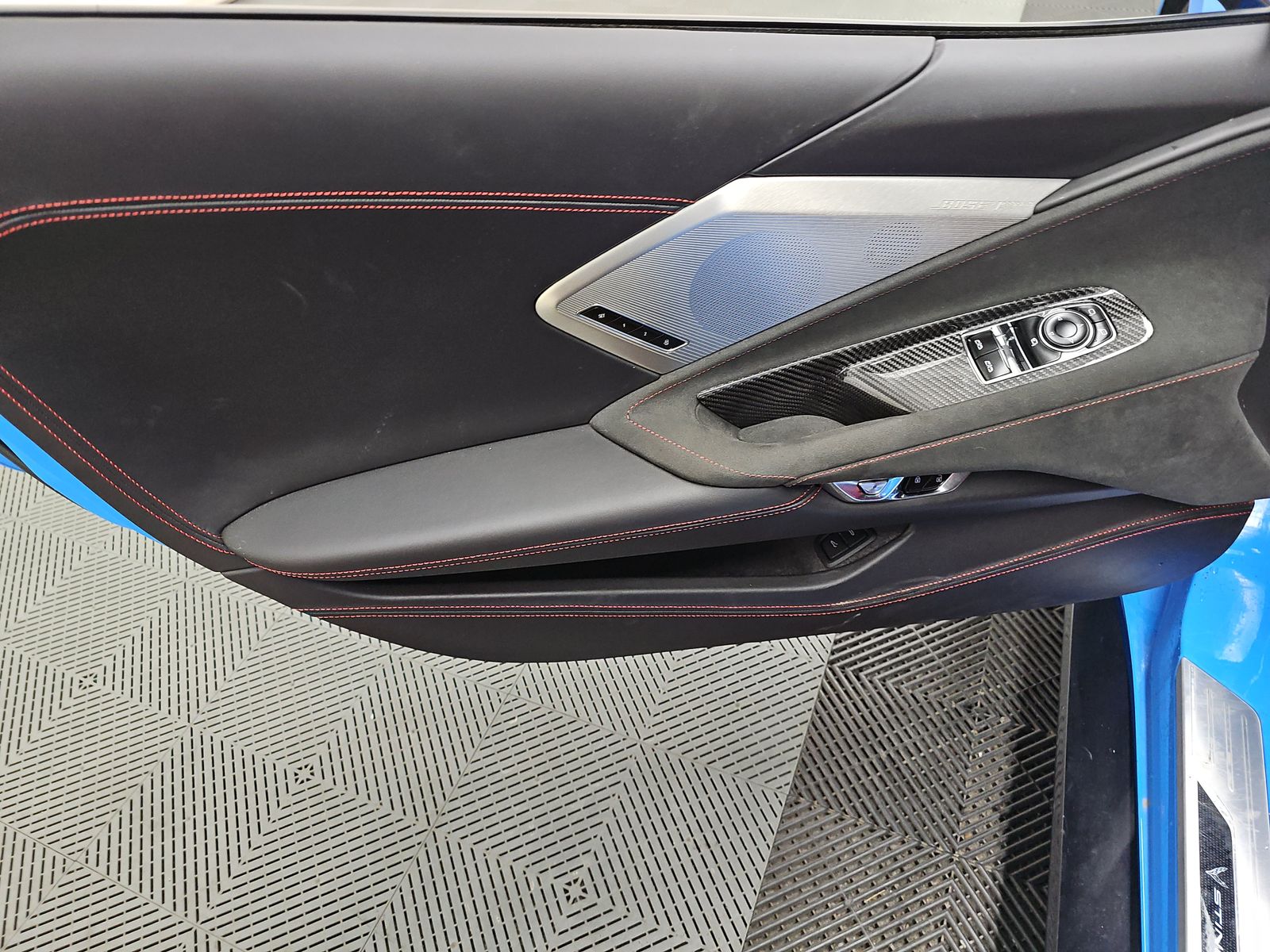 CHEVROLET CAMARO - 10