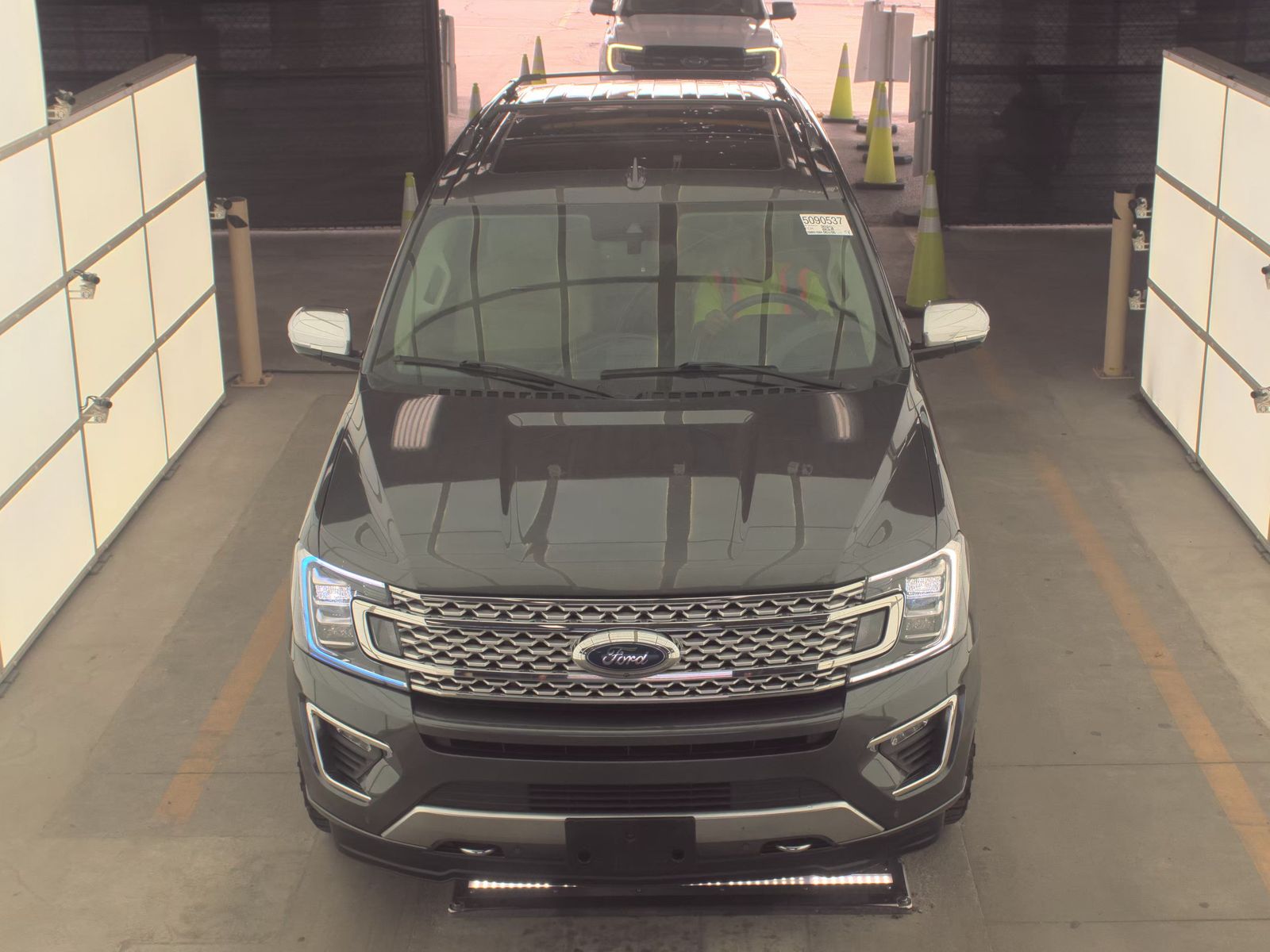 FORD EXPEDITION - 3