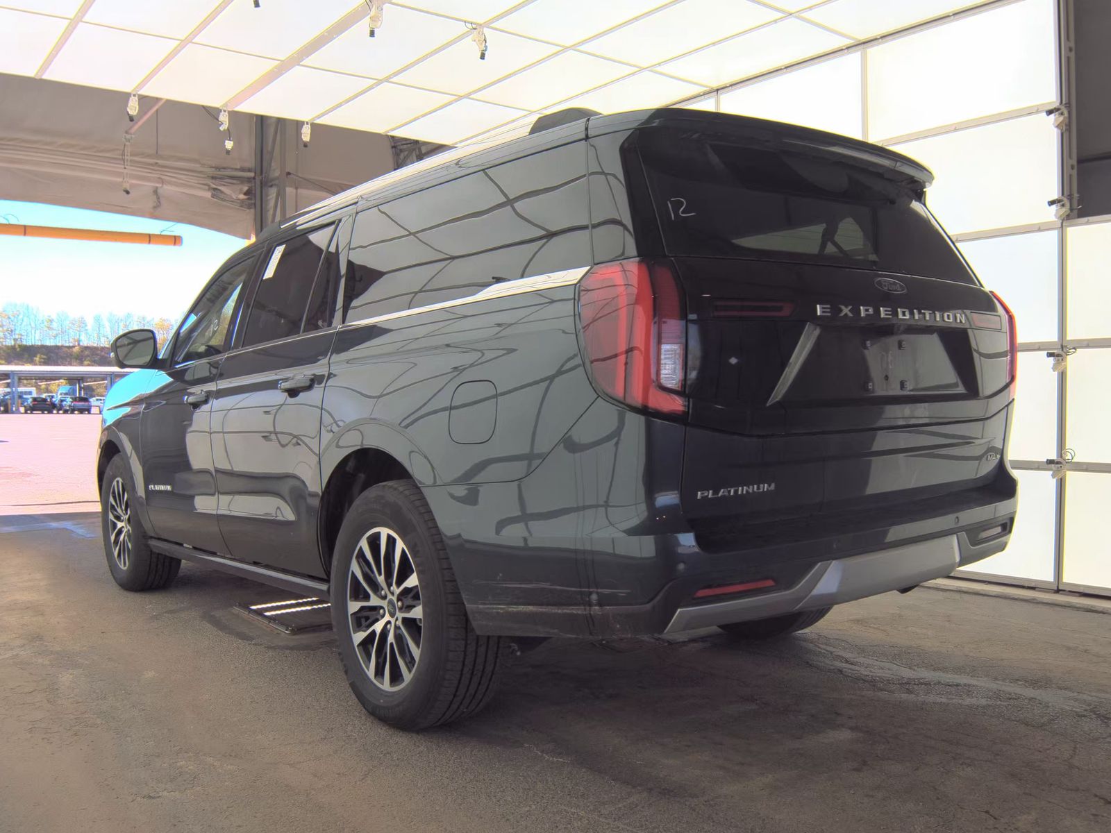 FORD EXPEDITION MAX - 9