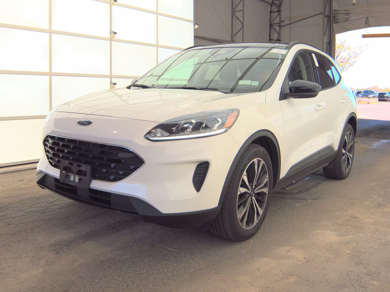 FORD ESCAPE - 1