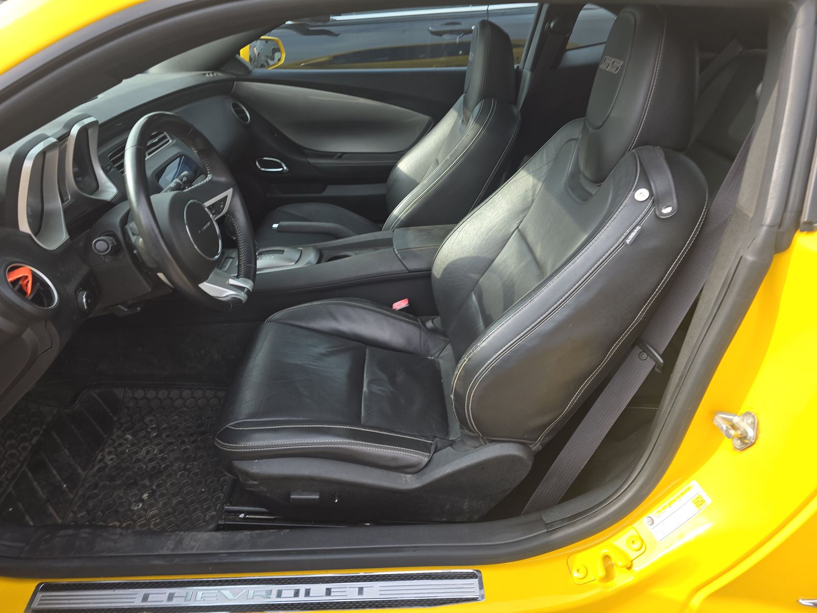 CHEVROLET CAMARO - 8