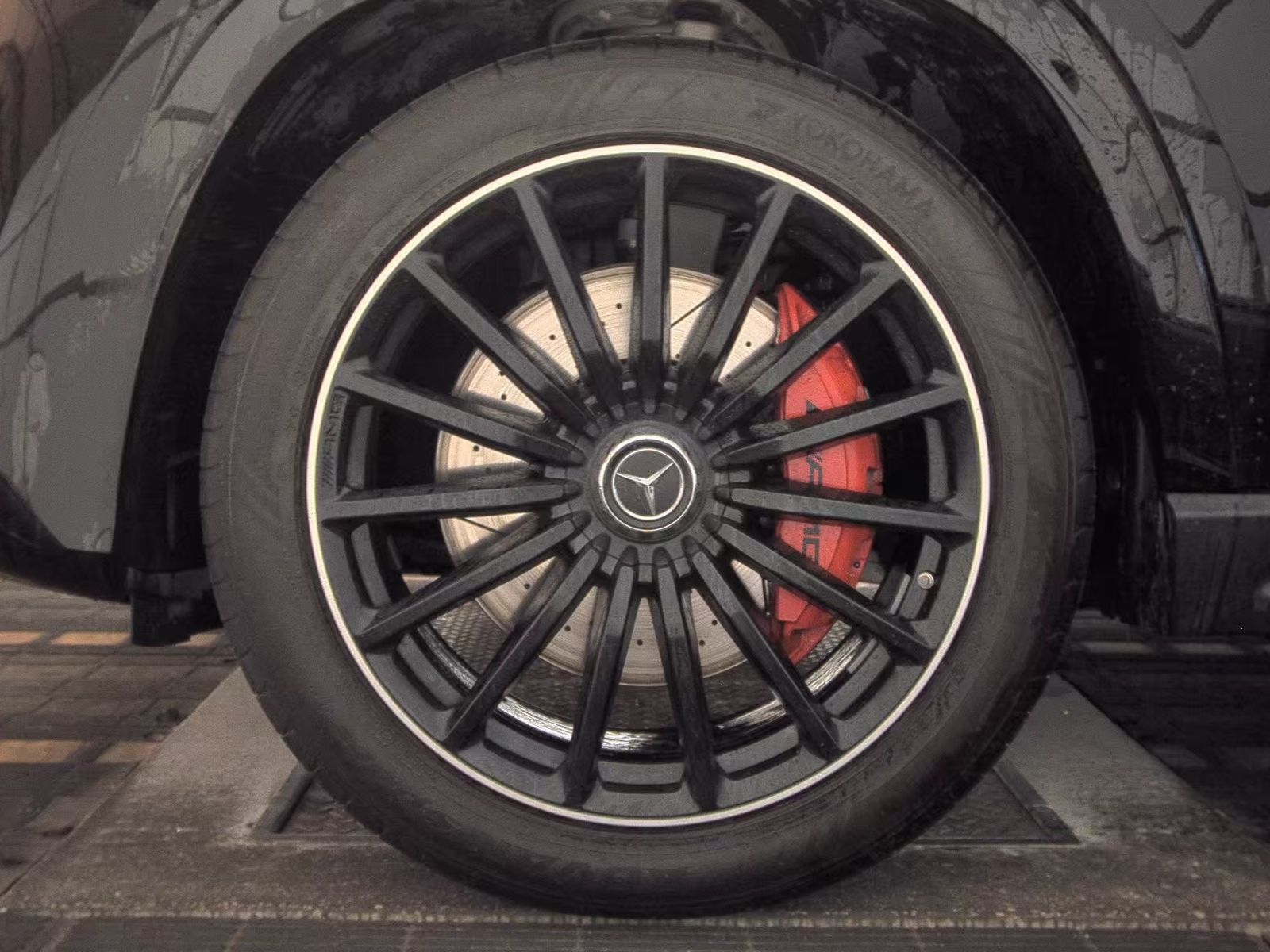 MERCEDES-BENZ GLS-CLASS - 10